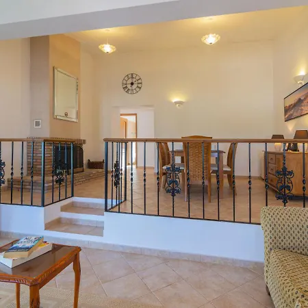 Holiday Casa Feliz Tatil Evi Algoz